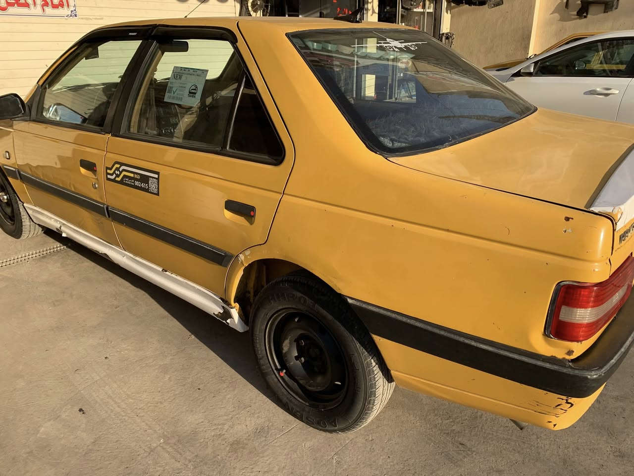 ‎السلام عليكم بيجو لميس مديل ٢٠١٢
‎بيها طخة بل جاملغ شي بسيط 
‎وجراد قليل السعر ٣٣
***********
