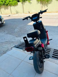 دراجة كهربائية • شحن
