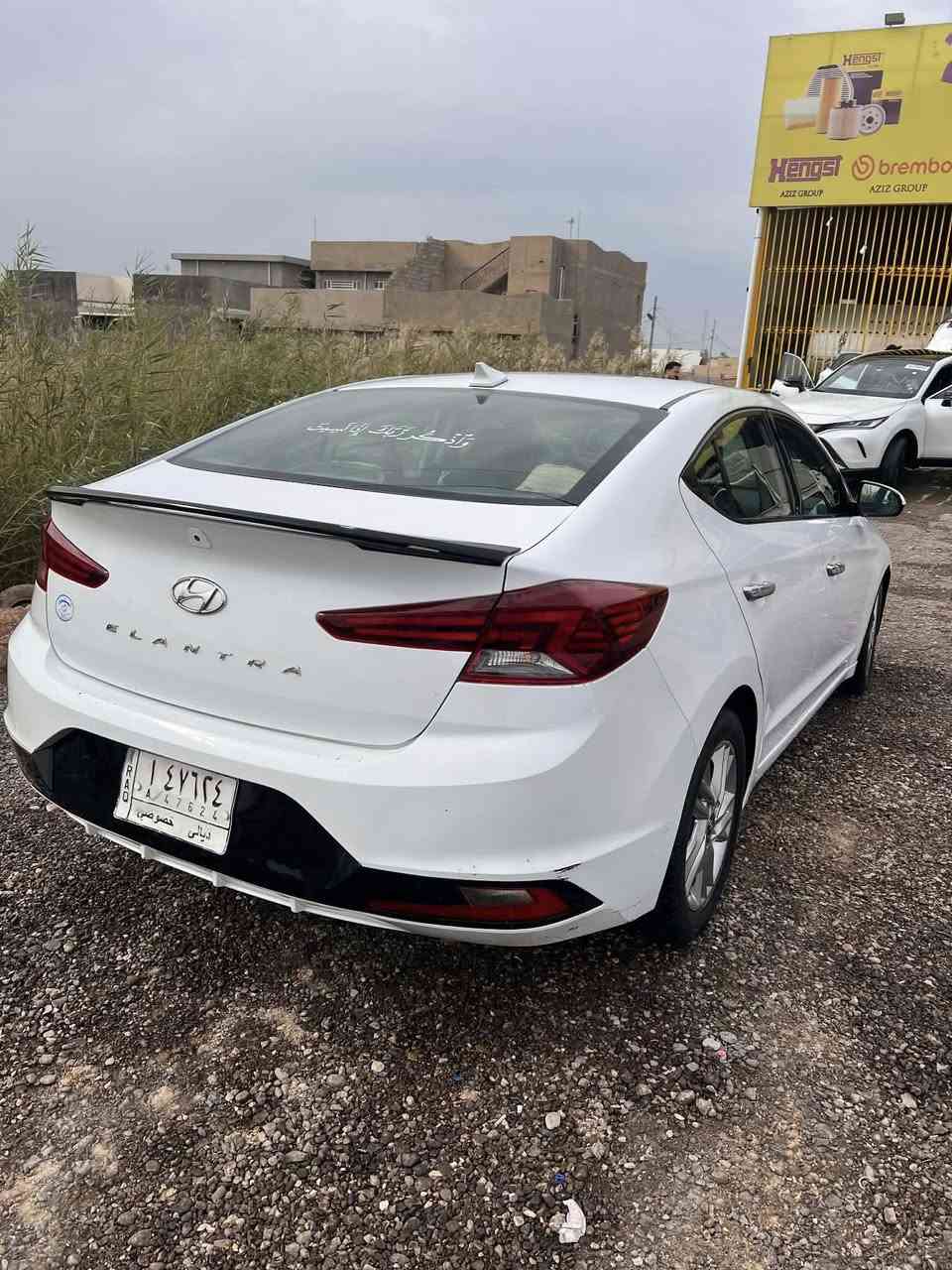 السلام عليكم للبيع النترا امريكي موديل ٢٠٢٠ صبغ قطعتين جاملغ او بنيد فقط مواصفات كامره حساسات رادار جديده السياره السعر ١٣٠ للاستفسار ***********
