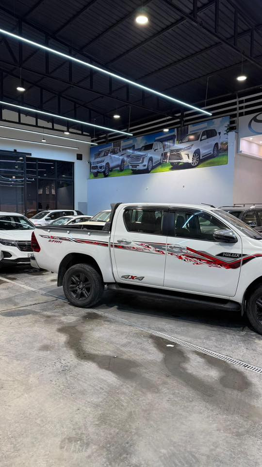 للبيع هايلوكس 2024 ساز (تبريد كشنات)
بعدهي داخلة ضمان الشركة

السيارة نظيفة جداً ما نازلة بر، استخدام شخصي فقط.
الممشى 32 ألف كم.
رقم مميز

بيها فقط هاي الضربه وماتصلحت

مكان السيارة: النجف.

للاستفسار والتواصل على الرقم
***********
