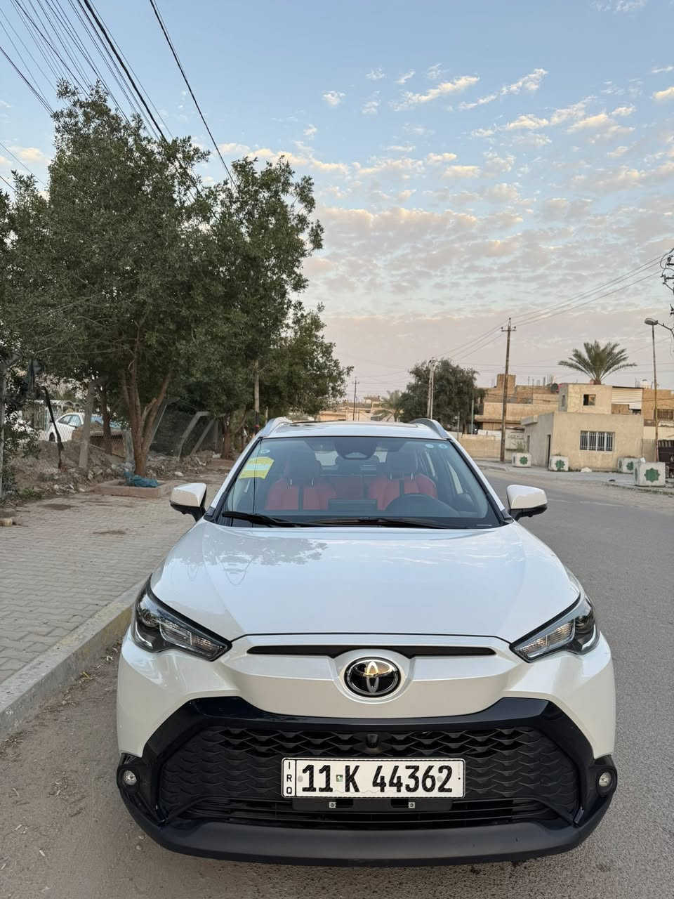 كورلا فرونتلاندر s 2025 هايبرد ماشية 3 الاف اخت الزيرو بدهن الشركة بعدها
كلين تايتل بعدها جديده مواصفاتها المعروفة 
 خمس كامرات 360 دواره
كرسي كهرباء 
فتحة 
كشنات جلد احمر واسود 
حساسات امامية وخلفية
رادار مثبت سرعه 
حمالات 
واخرها مو كلهن اعرفهن سعرها 28 مليون 
مكاني بغداد المنصور ***********
