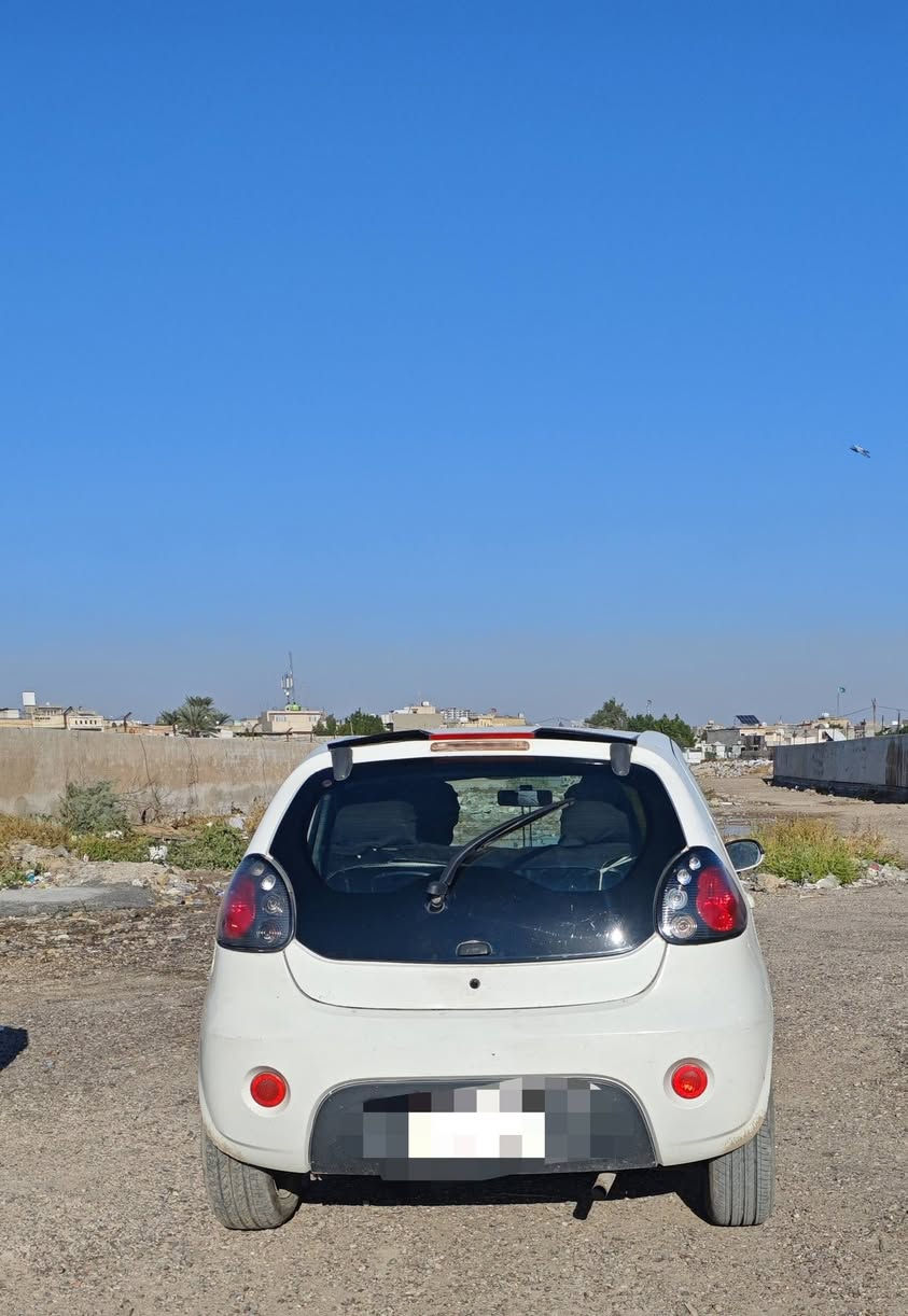 سلام عليكم جيلي باندا موديل 12 رقمه بصرة مشروع وطني باسمي سنويه جديده كير كورلا  ومحرك بلادى مكان بياع نهاية شرطه خامسه...مابي اي عطل تايرات ويلكب شخوطات وطخات بسيطه لبيع والسعر 37 ورقه قفله لشراي فقط يراسل الرقم صاحب سيارة ..(***********)
