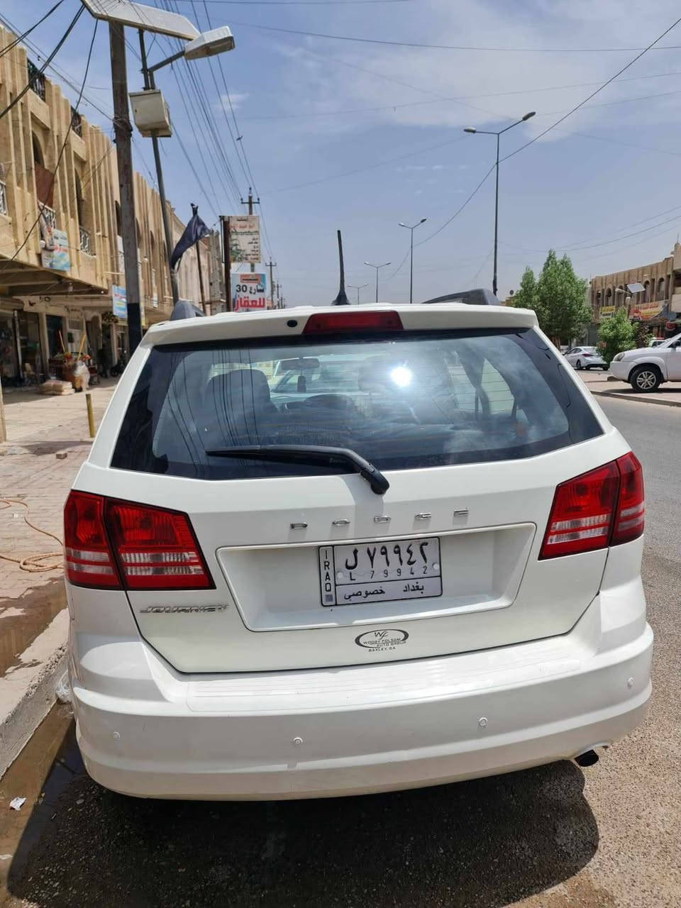 دوج جورني موديل ٢٠١٨ لون ابيض اربعه سلندر قطعة تبريد حادثها بسيط جدا موجود بالصور 
السعر ١٢٥ 
*********** لشراي يتصل مااجاوب خاص
