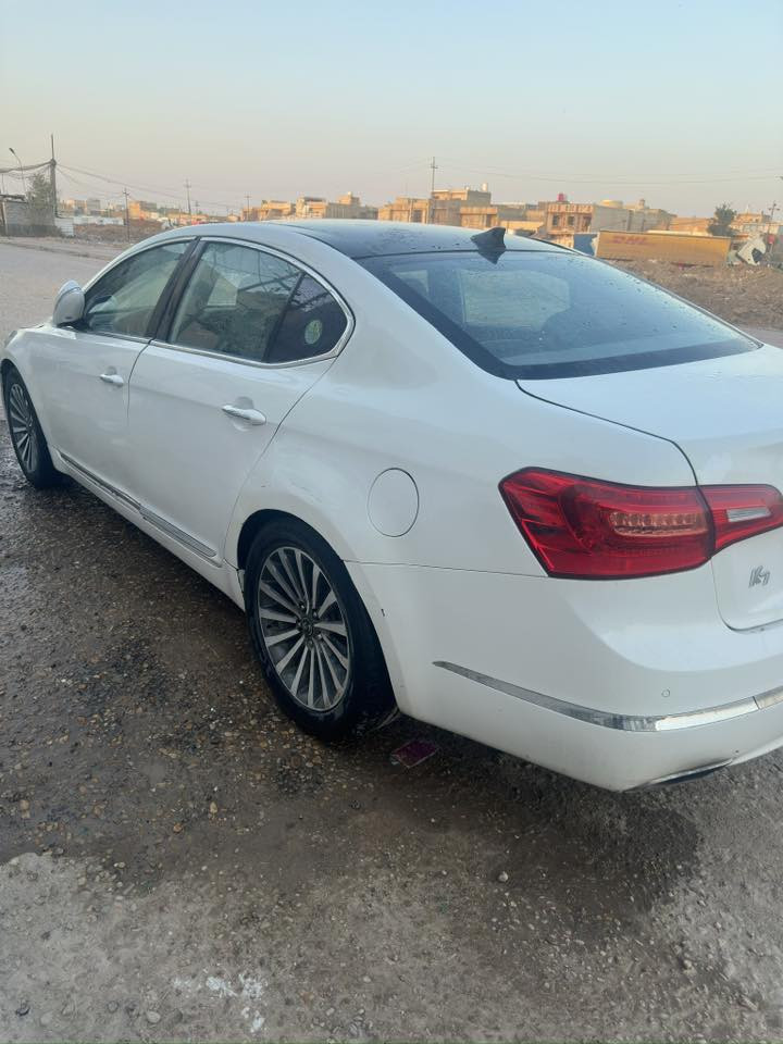 كادينزا ادوات
موديل 12 فول مواصفات 1/1
بصمة
بانوراما
حساس امامي خلفي
شاشة + كاميرا
كشنات جلد + كهرباء + تدفئة + وتبريد
مري شفط + اشارة + ترحيب
هاند بريك بصمة
تحكم خلفي
محرك 6 سلندر بانزين 
ويل كروم
كير ومحرك وتبريد وكهربائيات كله مكفول 
گصة جنطة 
متوئمة ارقام وسنوية أربيل
السعر 53 وبيها مجال
مكانها ميسان للاستفسار ***********
