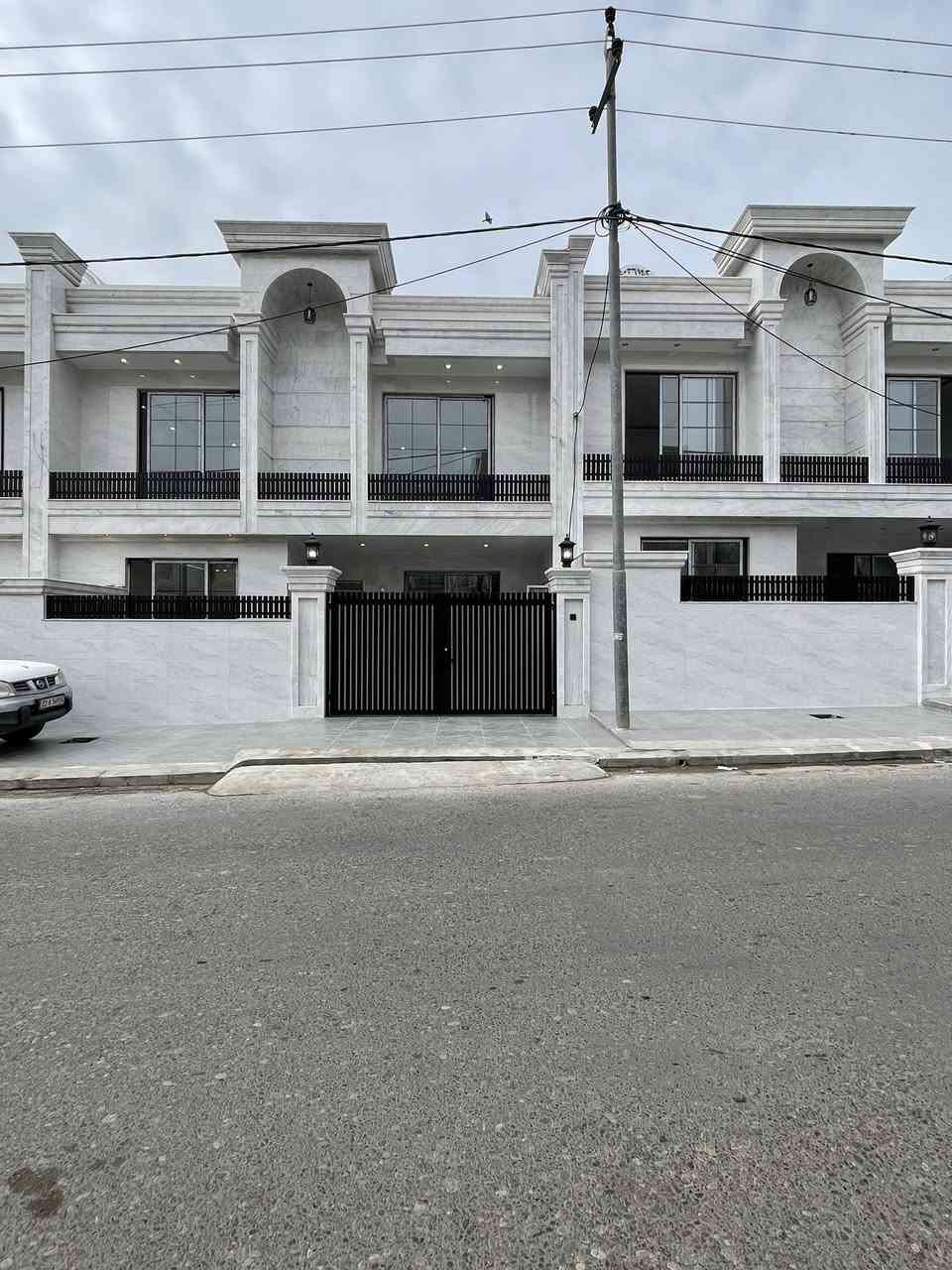 #3وحداث #سكنية للبيع زيرو للبيع في #حي هفالان #قاطع سةروران

#المساحات :158متر مربع #مساحة 142متر مربع صف ركن
يتكوّن من:
 #استقبال 4غرف نوم

للتواصل:
📞 اتصال: ***********
📱 واتساب: ***********

السعر متوفر عبر قناة التليگرام:
🔗 https://t.me/aqarathavalan

موقع شركة خطاب العقاري: قرب مطعم باب حارة
📍 اللوكيشن:
https://maps.google.com/?q=36.193382,44.049290

⸻
