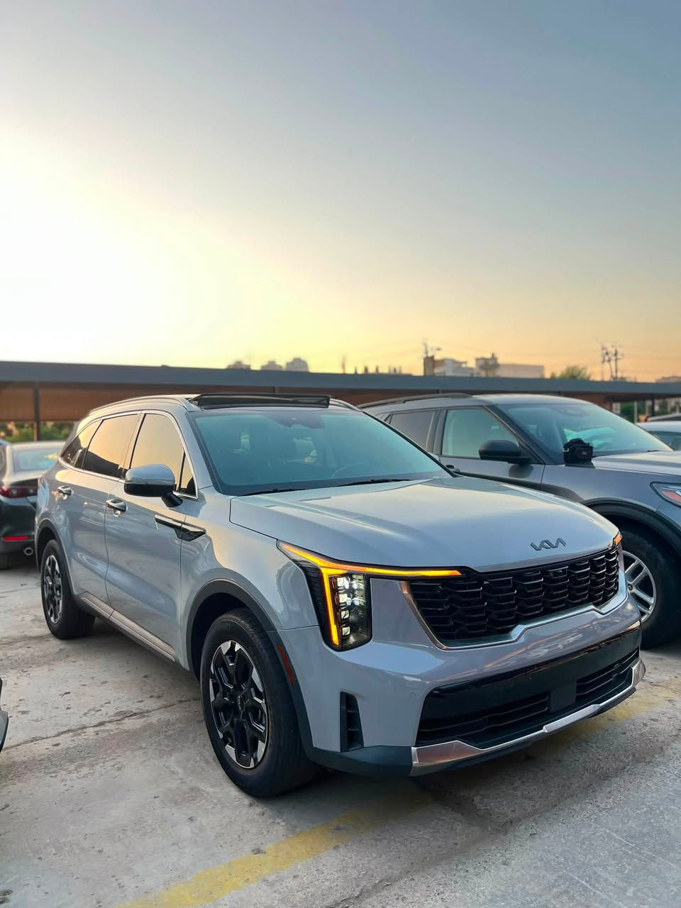Kia sorento s 2025
وارد امريكي

✅الون سمنتي

ماشي ٨ الف مايل

سيارة فول مواصفات

المحرك ٢٥٠٠ تيربو ٤ سليندر

✅سبعة راكب

بدون رقم بشرط الترقيم شمالي

ضرر سيارة شوي بوند صبوخ

رقم الشاصي 5XYRL4JC6SG332004 

مكان سيارة سليماني

السعر ٢٨٠$$ ورقه

***********
