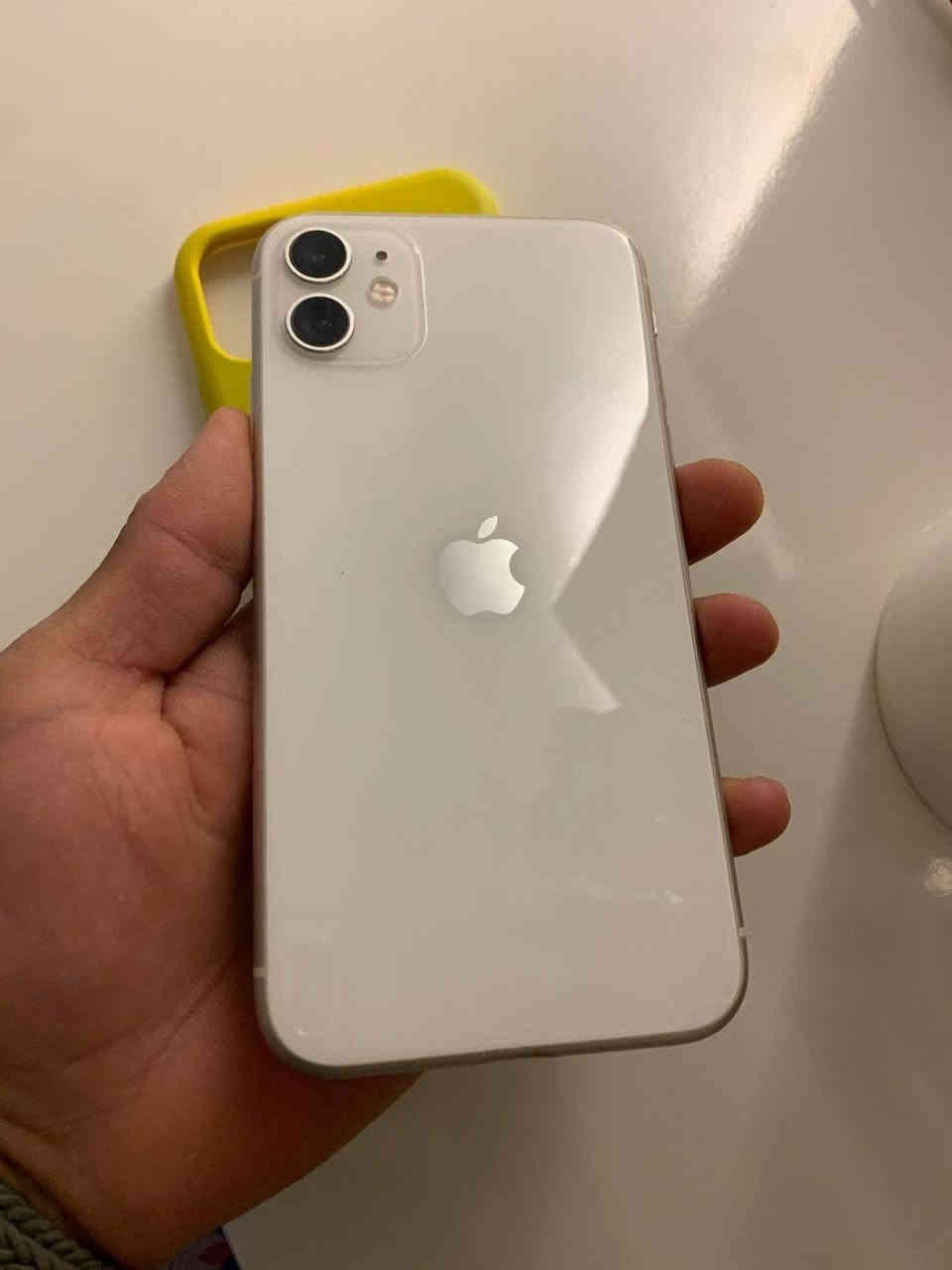 بسم •اللّـہ̣̥ الرحمن الرحيم.
ايفون. 11عادي. لون ابيض 🤍  بحالة الوكاله جهاز بلادي وتر بروف. 

ذاكره. 128.

بطاريه.79. 

نموذج. M. شرق اوسط.

نضافته. مليار. شخط مابي

للبيع او مراوس.

السعر.275  وبي مجال.

عنواني. فلوجه. حي الجولان.

الاستفسار. ***********.

