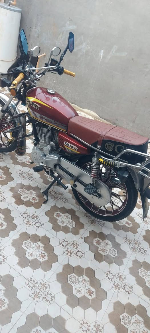 موديل 24 بصمه منفيس محرك 200 نضيف كلش رايده 800 قفل رقم تلفون صاحبه +964 772 367 5160
