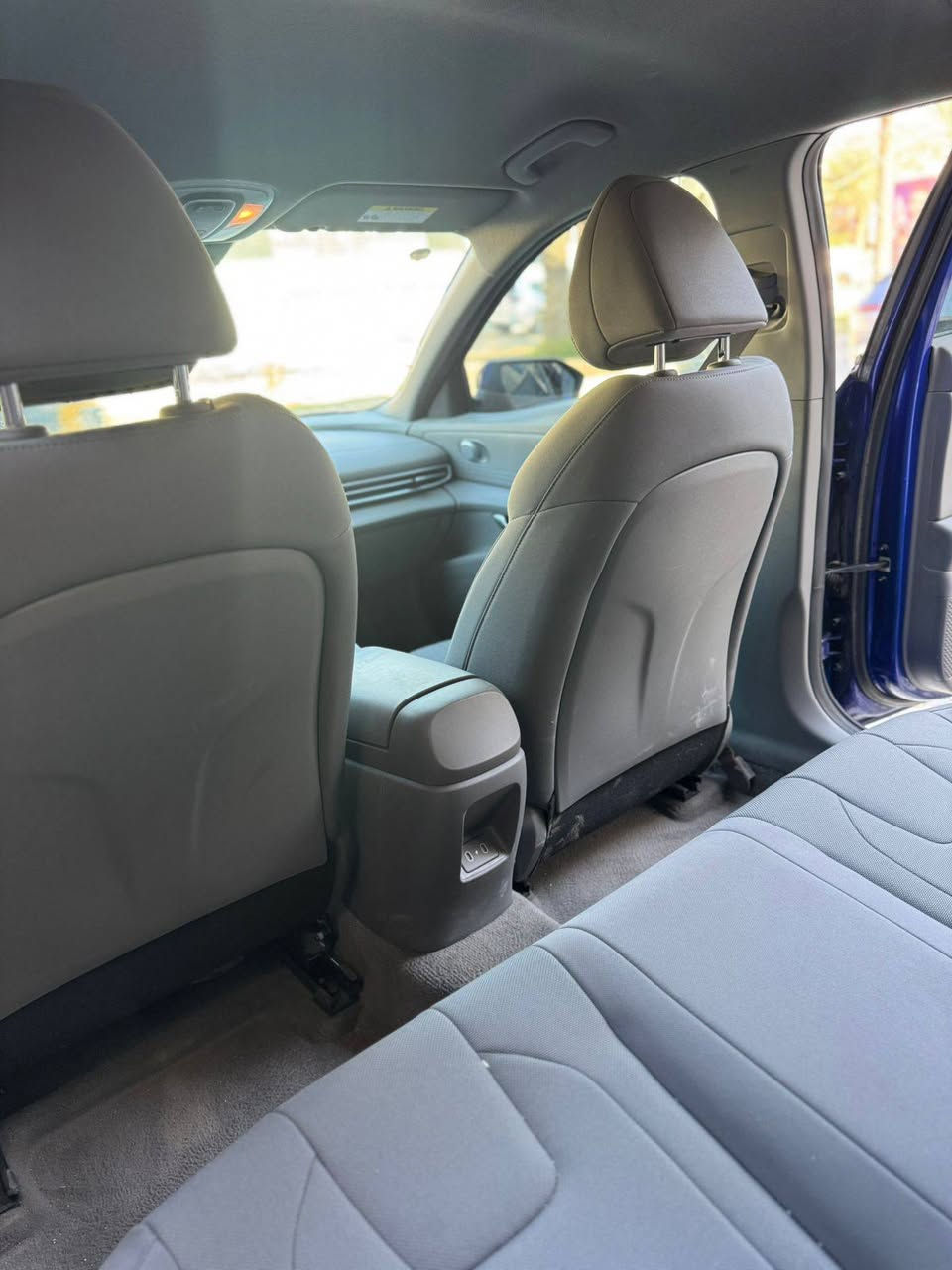 للبيع هونداي النترا موديل 24
2024 Hyundai Elantra SE

محرك 2000 دوش/ السياره وأرد امريكي، عداد المسافة 9500 الف  

رقم الشاصي

KMHLL4DG6RU678353

-----------------------------------------

السعر 137$ ورقة وبية مجال. بسيط موقع السيارة  بغداد حي القاهرة 

يرجى الاتصال ***********

****************************

ملاحظة: هذا الموديل مابي بصمة تشغيل او فتح الباب او فتحة السقف.

الميزات الداخلية:

شاشة معلومات وترفيه: شاشة تعمل باللمس.

لوحة العدادات: رقمية في جميع الفئات.

الترفيه: تدعم أنظمة Apple CarPlay و Android Auto في جميع الفئات.

ميزات السلامة والأمان:

نظام مراقبة ضغط الإطارات.

نظام التحكم الإلكتروني في الثبات.

نظام التحكم في الجر.

نظام مراقبة النقطة العمياء.

نظام التحذير عند مغادرة المسرب.

نظام المساعدة في الحفاظ على المسرب.
