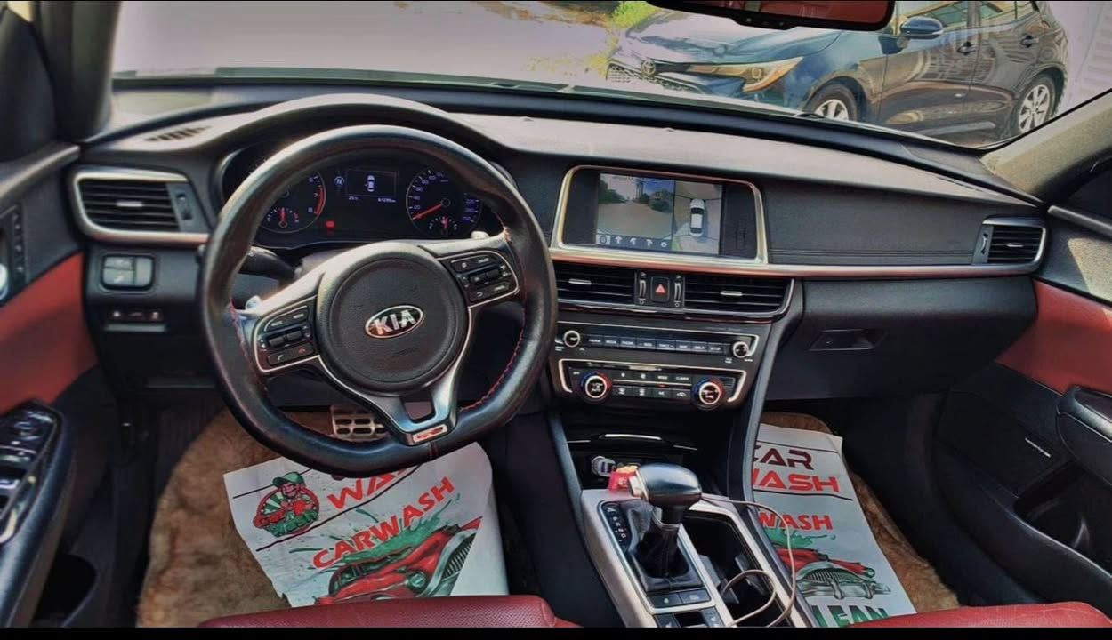 السلام عليكم كيا اوبتيما 2016 اعلى فئة جي تي لاين السعر 115 رقم بغداد دولي كير مكينة كفالة الكشر سونار مرفق بالمنشور شواصي لغود كفالة 
***********
