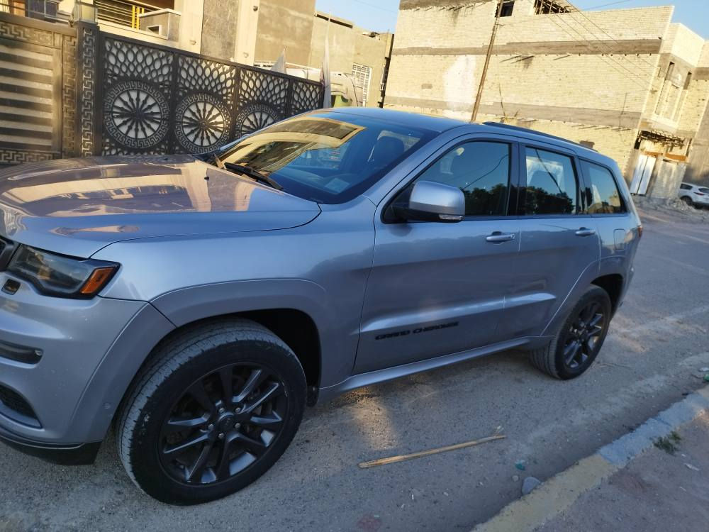 جيب موديل 2018 
وارد امريكا رقم بغداد فول مواصفات 
ام الرادار  بسمي مكاني بغداد البلديات 
السعر 200. للتواصل *********** بغداد, العراق
