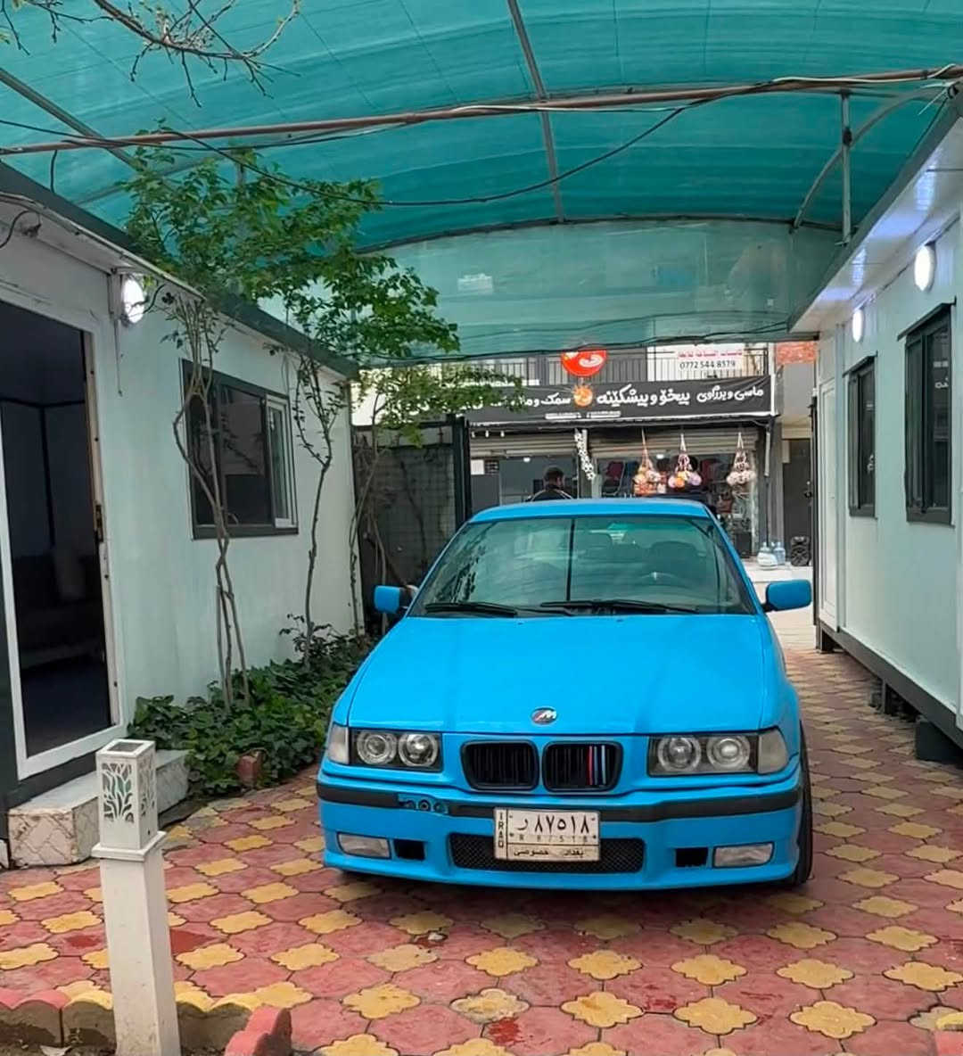 السلام عليكم bmw1992 e36 للبيع رقم بغداد انكليزي باسمي تحويل ثاني يوم🥇
السيارة بدون ضربة او كص
السكنات زوج كرستال مشتريهن جدد وما شادهن 
مشط ستيرن جديد حدادية خلفية جديدة
والحدادية الامامية جايبها وانطيهن وياها نقصهن بس دبلات
لايتات جدد ام العدسة وكلوبات زنون كلش قوي
مكينة وكير  جديدات ترايك وين متريد 🩵
السعر 45 وبيها مجال
مكاني بغداد البنوك 
***********
