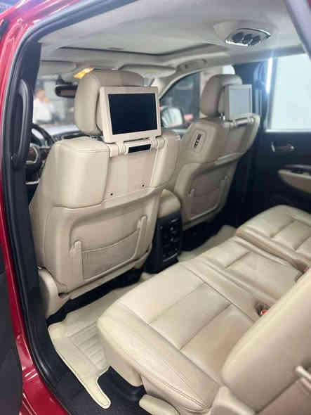 سلام عليكم من رخصة الادمن المحترم
دوج دورنكو فئة جي تي موديل 2020 خليجي ماشيه 84 الف 
*********** 
مكاني الحلة حي نادر 
السعر 340وبيه مجال
