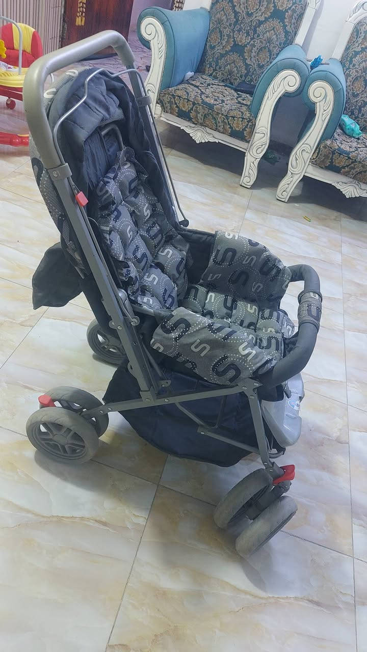 السلام عليكم للبيع  عربانه استعمال  قليل هي عربانه وهي اصير كاروك وأليده تتحكم بيه أماميه وخلفيه والكرسي مال طفل الاصفر مجاني ويه العربانه
السعر ٦٠ مكاني بغداد حي الجهاد


**إذا كنت صاحب هذا الإعلان وتريد حذفه لأي سبب، رجاءا أرسل رسالة إلى الدعم الفني**