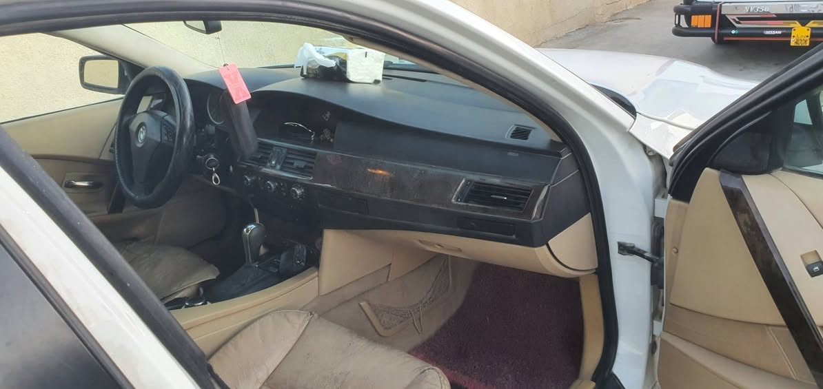 BMWميماتي
محرك N52 530
رقم بغداد 
موديل 2007
وارد امريكي  جاملغ الامامي الايمن
مصبوغه عام  بدون الدواخل وقماره
محرك وكير جديد  اني بدلتهن علا ايدي 
تدفئه تبريد شغال 
مثبت سرعه شغال  كشنات كهرباء  تدفئه شغاله
السياره مسويلها ادامه كامله  
تخم مجاول وبلاكات  فيت بم جديد 
سلايت شغال 
العنوان بغداد
السعر 90 بيها مجال
ملاحظه كشنات اماميه تعبانه يراد دوشمه تايرات نص عمر 
صدر جديد بس دبلات واكفه


**إذا كنت صاحب هذا الإعلان وتريد حذفه لأي سبب، رجاءا أرسل رسالة إلى الدعم الفني**