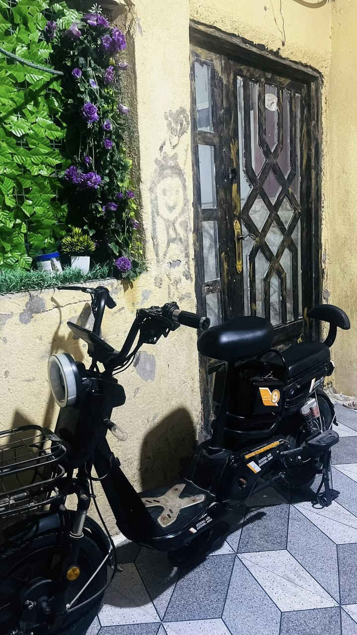 دراجه شحن حجم 16 موديل 2024 دراجه كلشي شغاله بيه بطاريات جدد وعقل جدد السعر(325) العنوان البصرة القبله الرقم للتواصل (***********)
