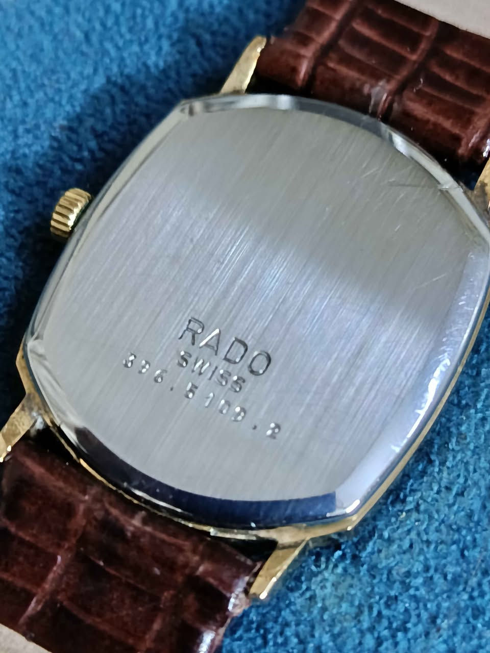 ماركة رادو الفخمة
نصب تكويك 
طلاء ذهب 
دكمة بلادي 
نظافة ممتازة بغداد, العراق


**إذا كنت صاحب هذا الإعلان وتريد حذفه لأي سبب، رجاءا أرسل رسالة إلى الدعم الفني**