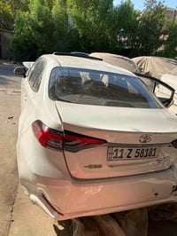 كورلا هايبرد موديل 2025 ماشيه   22 الف رقم بغداد انكليزي ابيع على حادث...