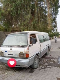 مازدا ياباني موديل90 للبيع للأستفسار 07828756512