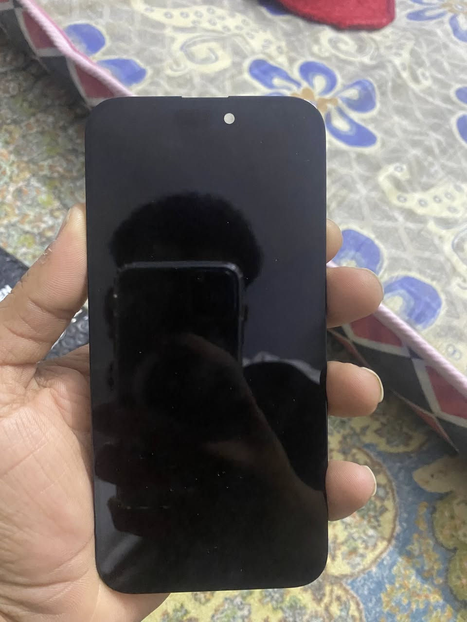 شاشة ايفون 14 برو ماكس وكالة ب 90 وبيهة مجال قليل رقم ***********
