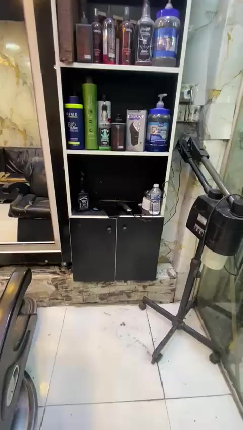 سلام عليكم عندي هاذ الديكور مال المري ورفوفهن وياهن هاي الكراسي للبيع عنواني الحريه الدولعي


**إذا كنت صاحب هذا الإعلان وتريد حذفه لأي سبب، رجاءا أرسل رسالة إلى الدعم الفني**