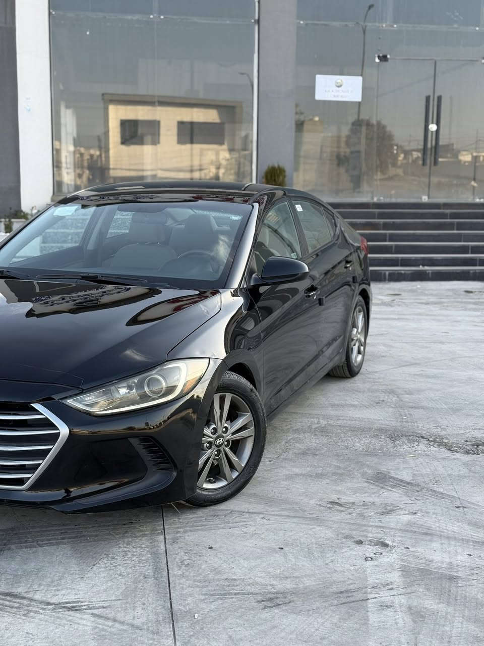 النترا 2017 بسمي هزه سنويه جديدة  موصفات نص فول ضرر بس بوند مصبوغ وشويه بارد ب باب الوره السايق ماشية 113 سياره جديدة كير ومحرك شي محركزمفتوح كازكيت شرط لا صرف ولانفخ السعر 123 وبيها مجال ***********
***********
