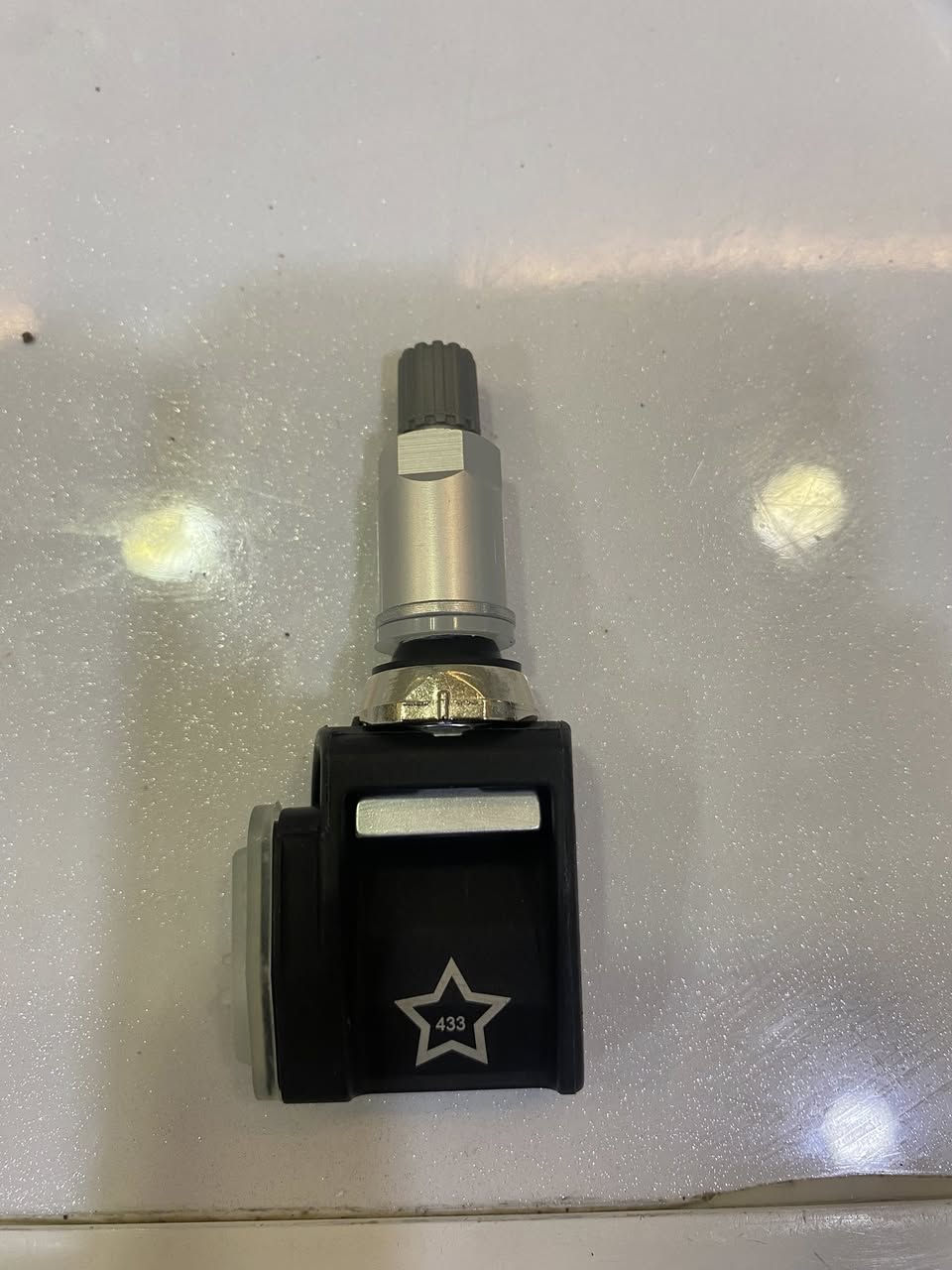 للبيع طخم  حساس اصلي شرط لوك بعدى ادفع سعر بل يرضي الله  عنوان موصل ***********  يوجد خدمه توصيل
