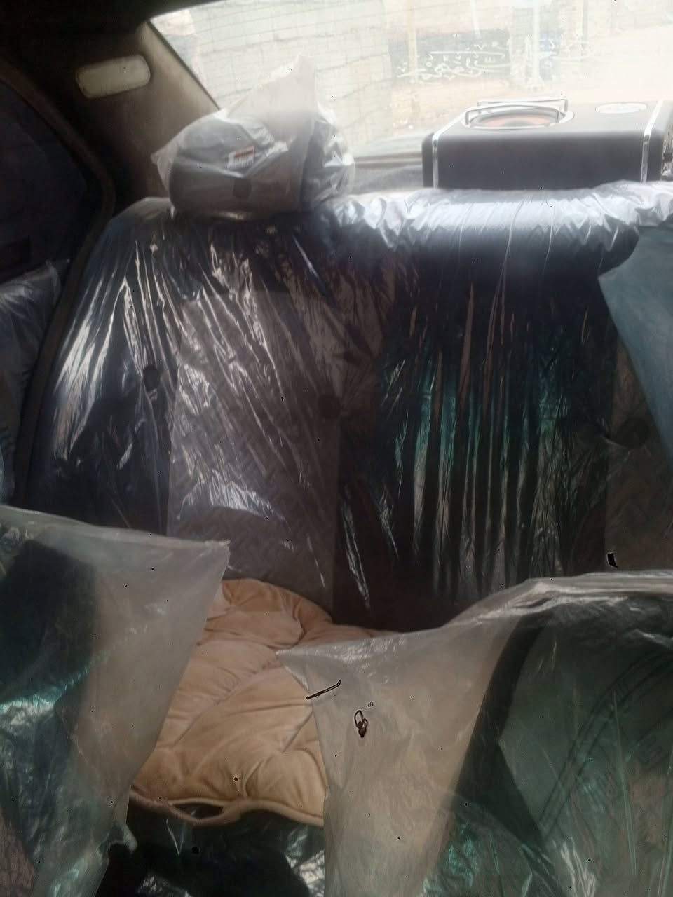 سياره للبيع او مراوس سياره جاهزه مكان ثعالبه قرب سيطرة الشعب ***********
