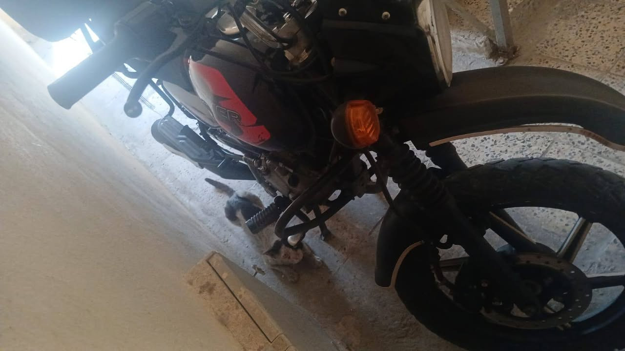 سلام عليكم بوكسر مديل 22 دراجه حلوه ونضيفه  مكان الشعب 1500 بيها مجال +964 771 933 1437


**إذا كنت صاحب هذا الإعلان وتريد حذفه لأي سبب، رجاءا أرسل رسالة إلى الدعم الفني**