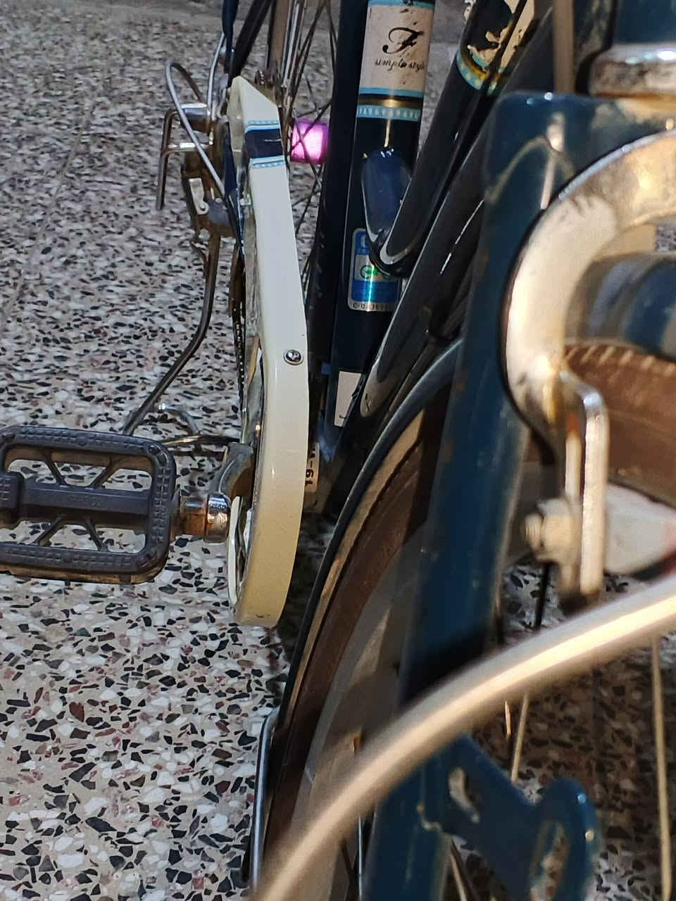 بسكل بطه البيع 🤐حجم26 بسكل🫥😶‍🌫️ خير🪬 من الله نضافه فول 👑الوان😵 مميز ✌️
السعر خاص 🖤🙂
الشراي بخدمه ❤️🧿🪬


**إذا كنت صاحب هذا الإعلان وتريد حذفه لأي سبب، رجاءا أرسل رسالة إلى الدعم الفني**