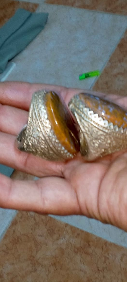 خواتم عقيق يماني 
فضه خراساني صياغه يدويه قديمه حجر يماني مصور كلهم ب35 البصرة, العراق


**إذا كنت صاحب هذا الإعلان وتريد حذفه لأي سبب، رجاءا أرسل رسالة إلى الدعم الفني**