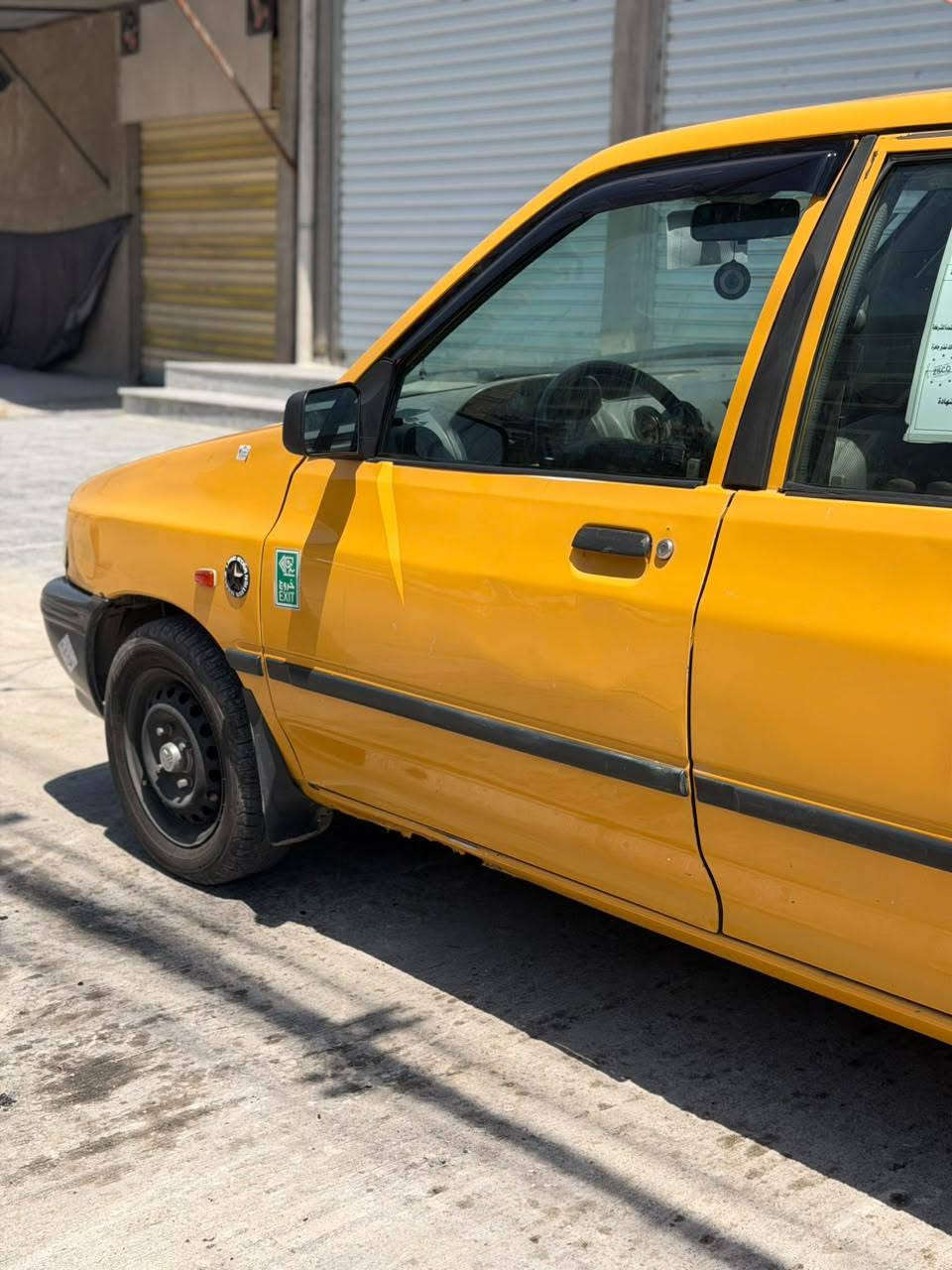 السلام عليكم سايبه للبيع
موديل 14نضيفه فول لفول 
تبريد ثلج مصفره هيئه وغرامات 
بيه شاصي واحد معمر فقط ولباقي كفاله 
مكينه وكير خير من الله سياره كبل لشارع 
كهربائيات كله شغاله تخم تاير سياره حلوه بشكل 
احلا منل صوره سياره مال جناي وبل عافيه عل يأخذه
العنوان بغداد رقم *********** الاتصال
