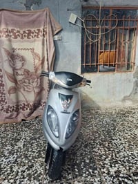 دراجه للبيع السعر 350الستفسار علا هاذ الرقم 07801471113