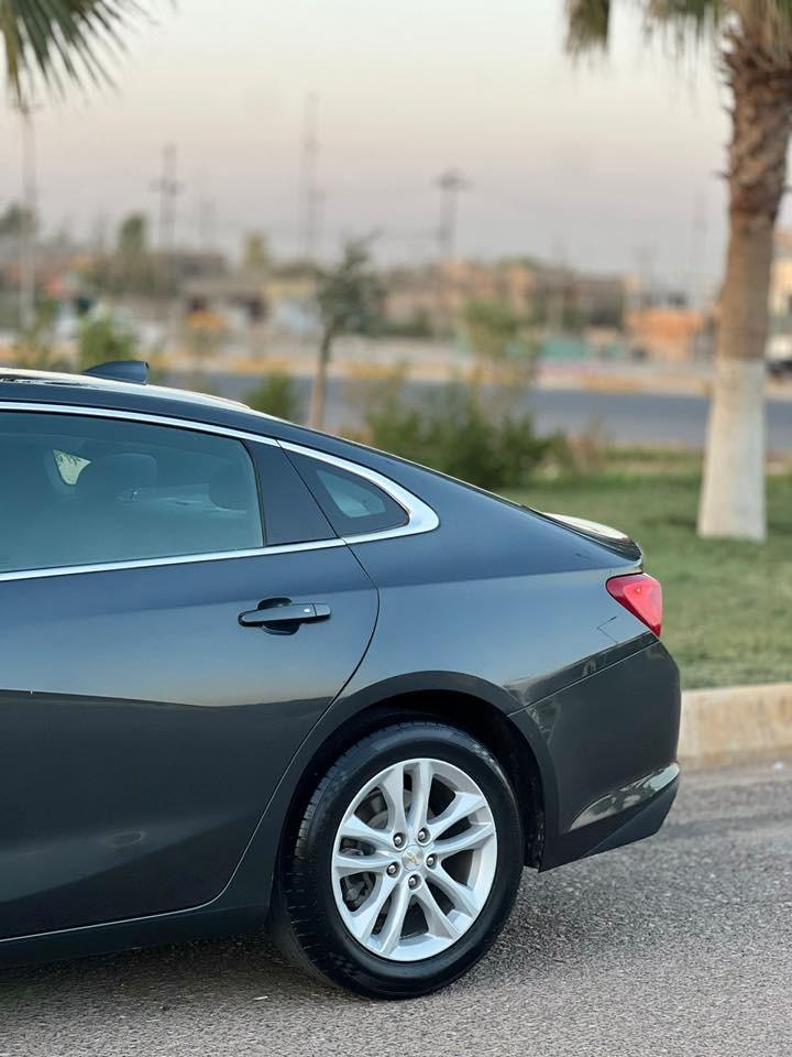 ماليبو 2017 مواصفات LT  سعره  86 وبي مجال بسيط
بي جاملغ صبغ والباقي مكفوله من الصبغ والتبديل بدون دواخل بدون ايرباك شاشه كامره تبريد تدفئه شرط كير ومحرك مكفول ماشيه 89 ميل تبريد مركزي لايتات زينون تحكمات تحديد سرعه رقم سليمانيه سنويه ورقم وهزه جديده شرط التحويل مكان السياره كركوك 
سعره ٨٦ 
***********
