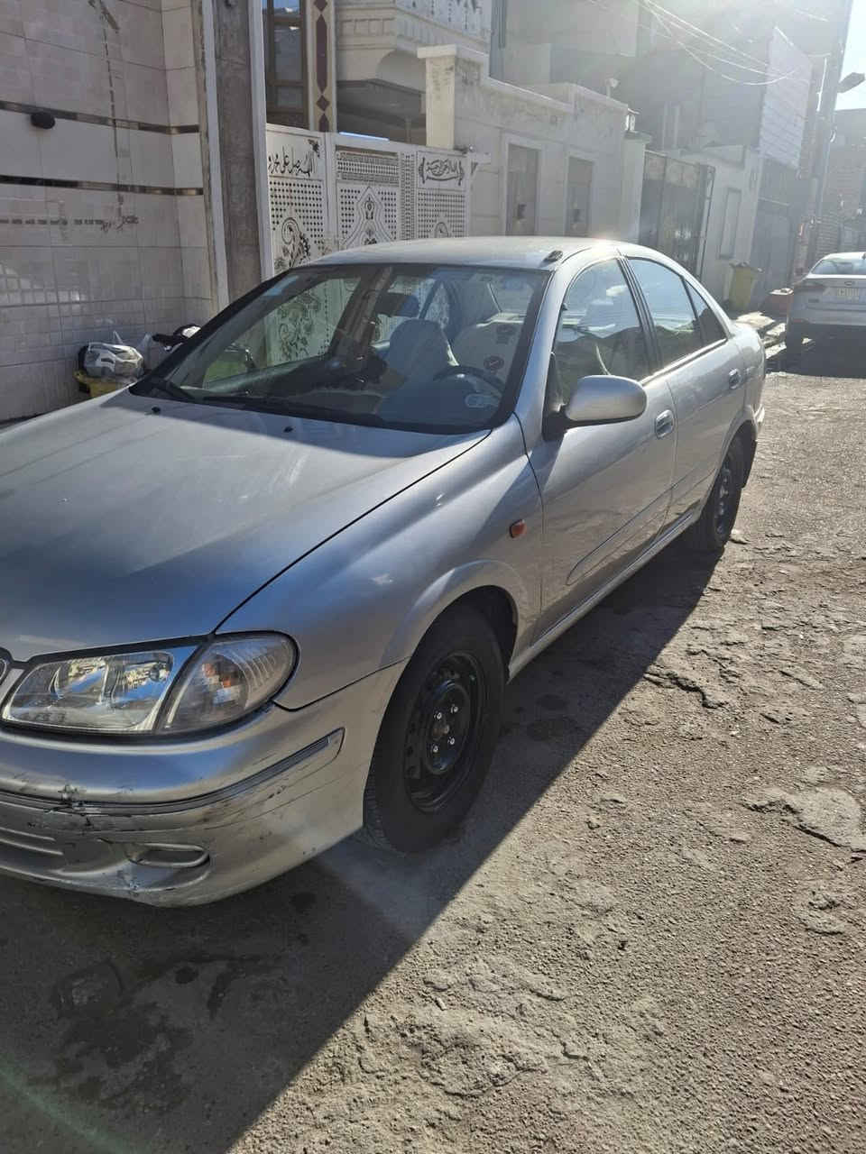 سلام عليكم نيسان سني مديل 2001مصبوغه عام مكاب بغداد البلديات السعر 65  مجال بصيط محرك 1800الرقم ***********
