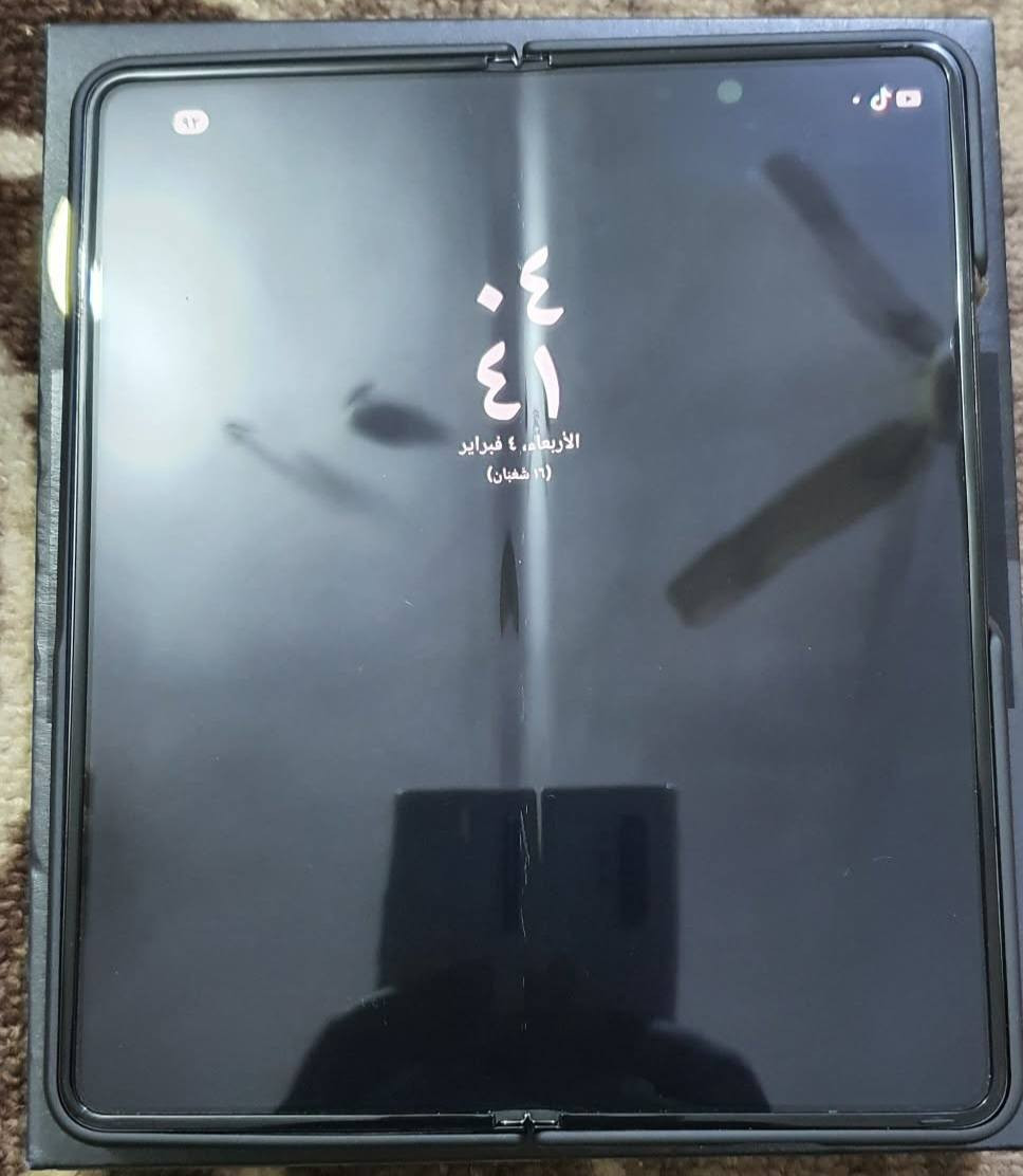 السلام عليكم
زت فولد4 معالج سناب دراكون
خطين..
ذاكرة512
عشوائي12
مع كافة المرفقات
الجهاز بعدة بستيكرات الشركة 
شرق اوسط 
2نوت 10
مع كافة المرفقات معالج سناب دراكون 
خطين 
نضافة تامة
مراوس اس 24الترا
مكاني كربلاء
***********
