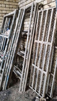 سكلات للبيع نظيفات.  حجم 90 هاذه رقمي 07860364787