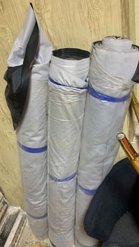 ثلاث طواله جلد اسود للبيع بغداد07712797821