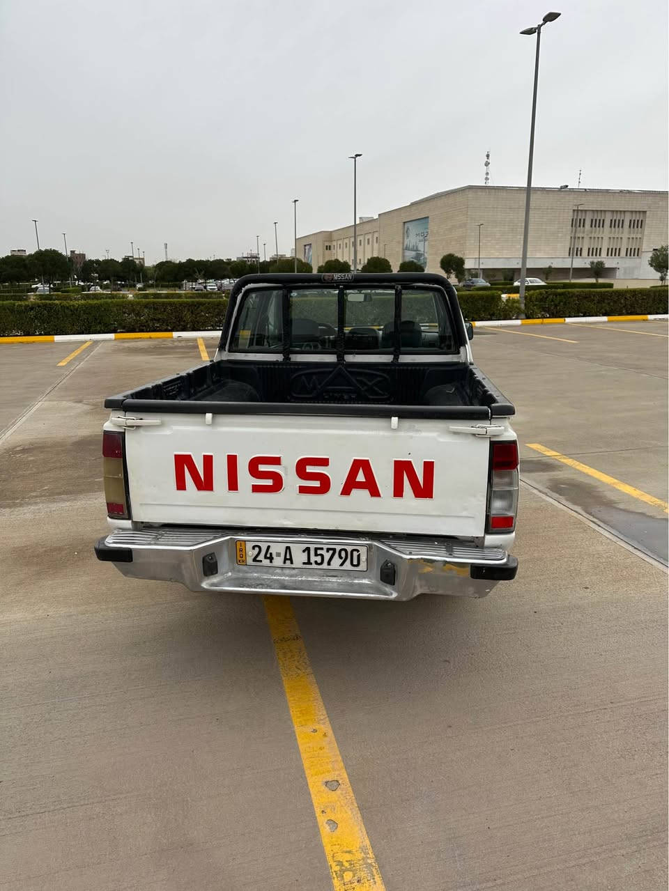 نيسان پيكاب 2002 ره قه م دهؤك هه موو جيانى سياره كه به شرت سياره كه 4 يان 5 پارجه ى سبوغه من وا ده فرؤشم عام نه بيت حيزام نه بيت جه مپه كى خه فيفى هه يه نرخ 75ژم *********** أربيل, العراق
