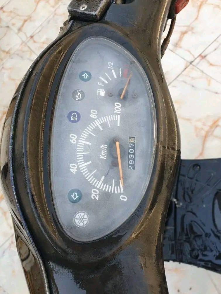 دراجه اكزز فحل جاهزه ماناقصها شي نقصها بس باتري اطلع بيها وين مايعجبك مكينه ناعمه تخبل شلعه قويه ب250   رقمي ***********
