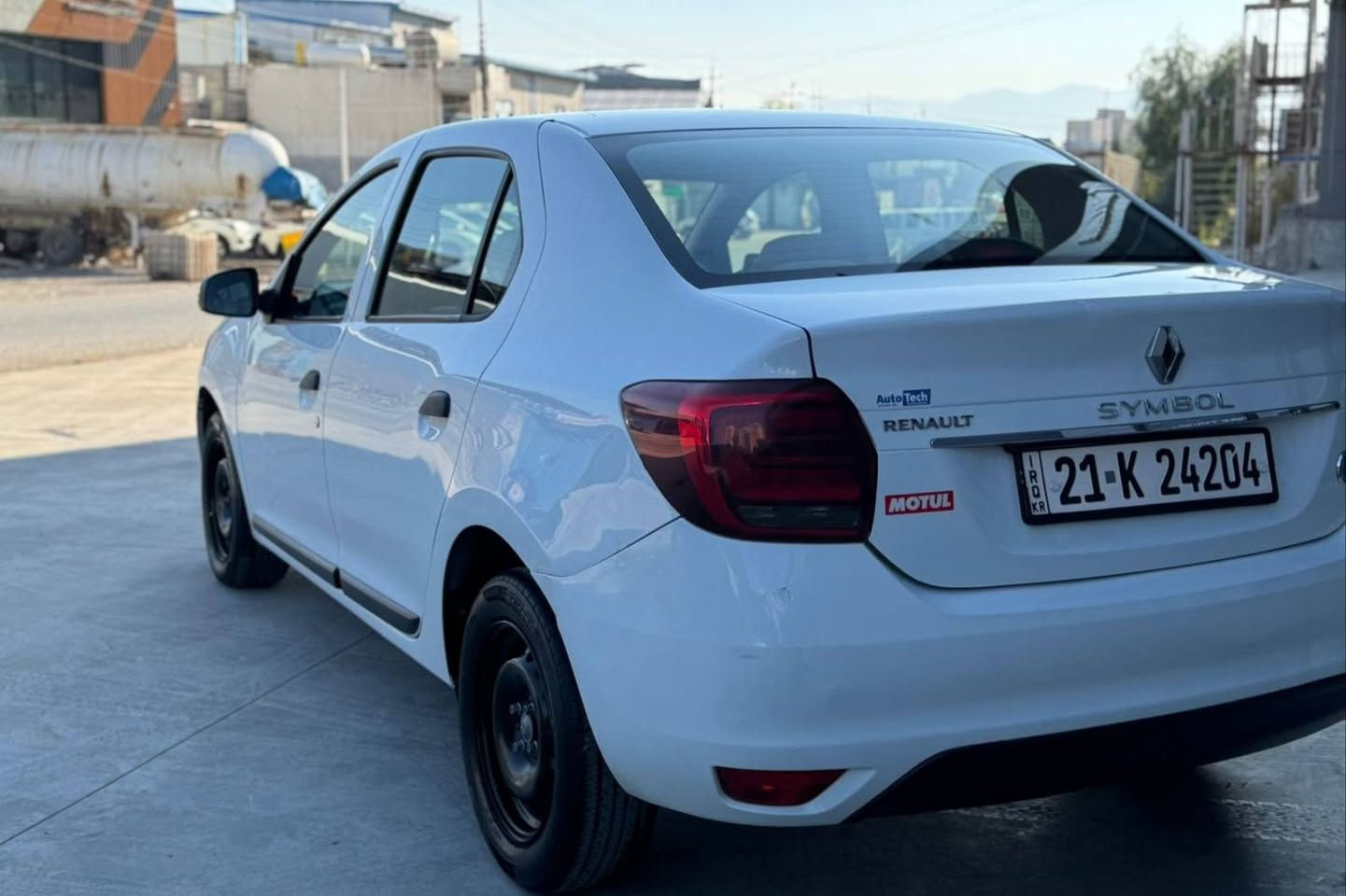 ڕینۆ سیمبول 2018 گێر ئۆتۆماتیک 
١٣٠هەزار کم ڕۆشتووە 
ناو زەرد و لایت عەدەسە 
بلوتوس و سوکان ڤۆلیۆم  شاشە و کامێرا و حاسە 
دەبڵ گێڕ ئۆتۆماتیک و  عادی
گێڕ و مەکینەی بەشەرت 
بێ بۆیاخ و بێ تەرزە 
بێ تەقەو ڕەقە هەموو گیانی بەشەرت  

سعر : لە کۆمێنت داوای بکە ڕاستەوخۆ بۆت دێت 🤖 

سەنەوی و ڕەقەمی هەتا ٥/٥/٢٠٢٩ تازەیە 
تەحویل و غرامەی بەشەرت لە هەمان ڕۆژدا 

ژمارەی خاوەنەکەی 
***********
سلیمانی
