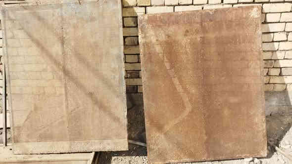 ‎السلام عليكم حادلات عدد٤ درج كهربا اسلايت ٣متر مامستخدم  غربيل عدد٤ زاويه عدد٤   ***********‎ عمارة
