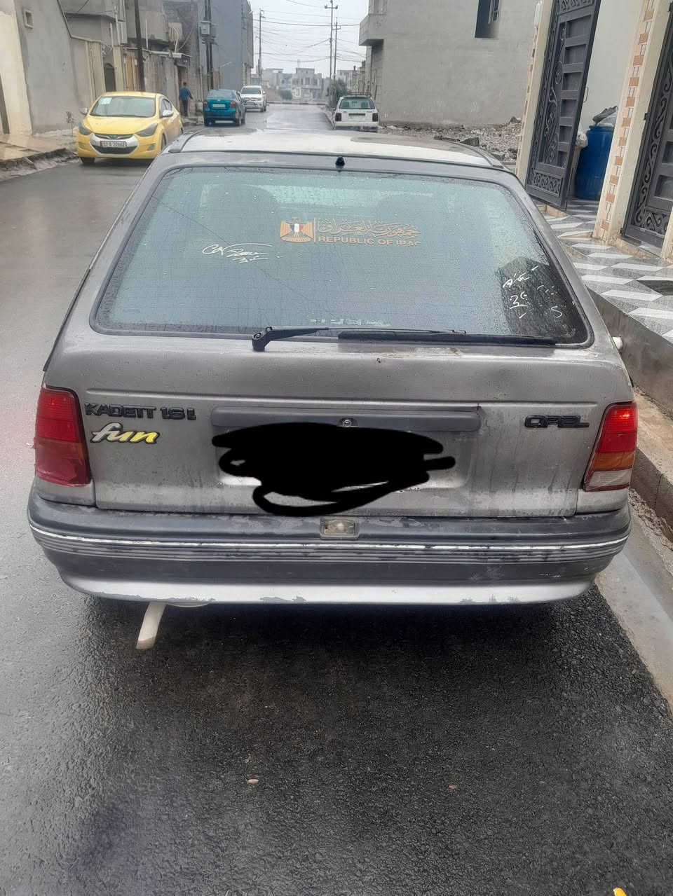 السلام عليكم
كاديت للبيع موديل 91
سنوية جديدة رقم الماني
شرط التحويل طخم تايرات 
جدد باتري جديد كير شرط 
مكينه اثر نفخ سعر 27وبيها مجال شي قليل  الاستفسار الإتصال عل الرقم
***********
***********
