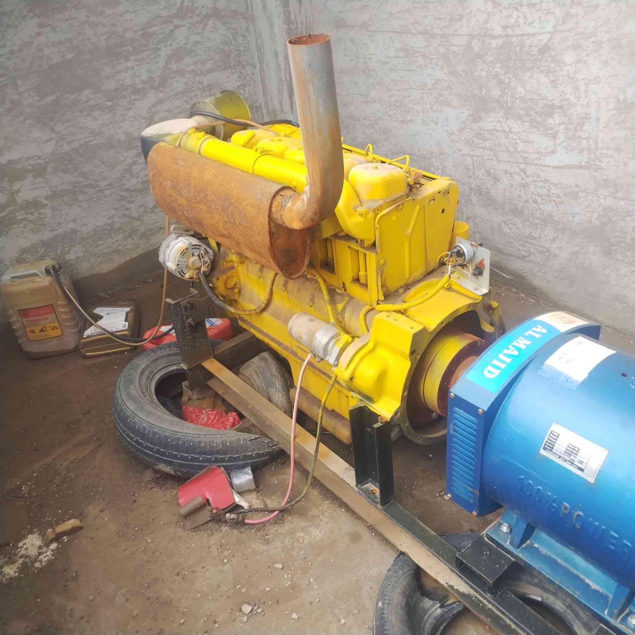 راس التوليد 62.5 kva جديد
المحرك دويتس 5 بستم مجفت جديد 
المولد شغال وعالفحص
فقط استعملنا بعد التجفيت أقل الشهر لجامع الحاج ذياب توليده راقي حتى 4 سبالت مع المبردات كهرباته مستقرة 
السعر 25 ورقة.
التواصل مع:-
رقم ‏‪***********‬‏
***********
