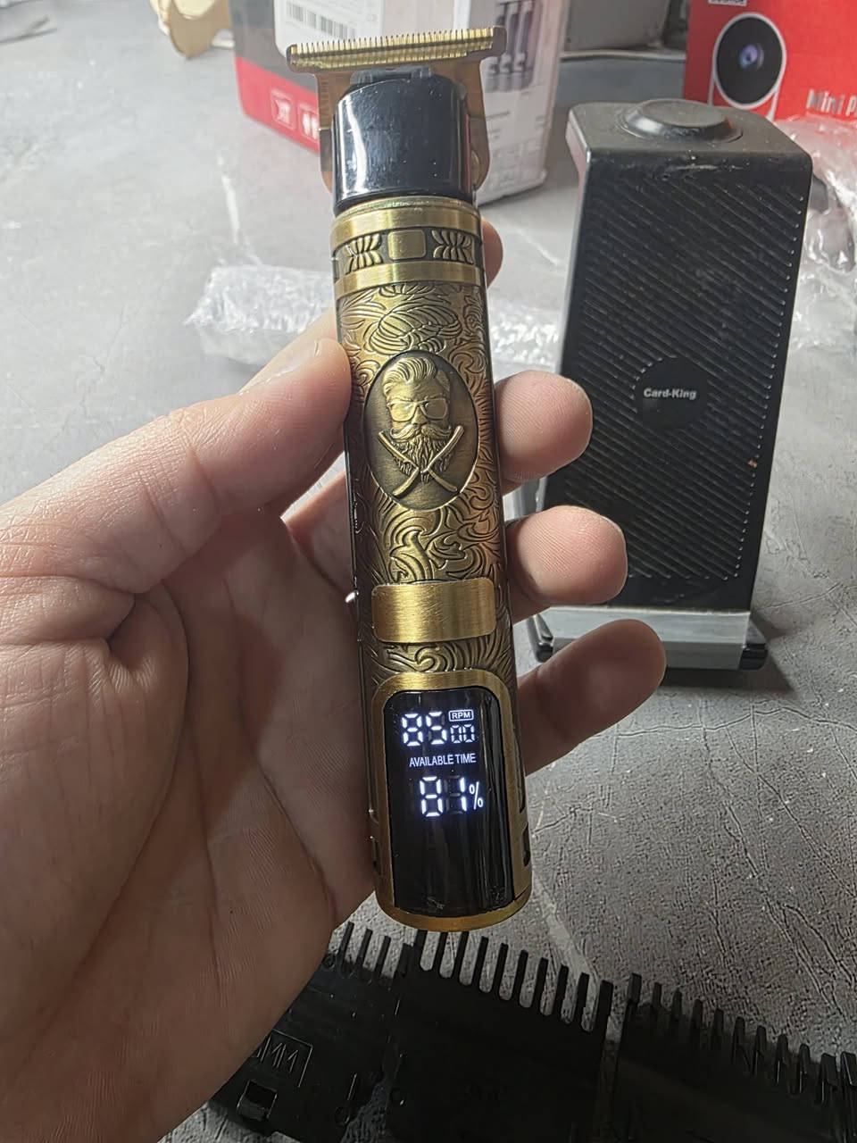 فرعونية معدن بالكامل ٣ سرع قطعة ثقيلة ممتازة شحن تايب سي ١٥ مع التوصيل


**إذا كنت صاحب هذا الإعلان وتريد حذفه لأي سبب، رجاءا أرسل رسالة إلى الدعم الفني**