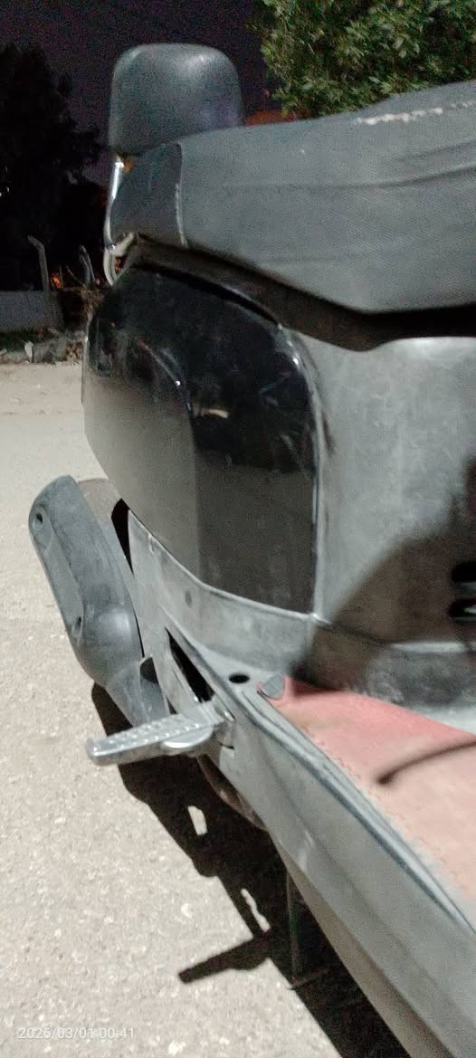 السلام عليكم دراجه بوليس عداد كتروني  دراجه قبل شهر منزلناها من رمبه درجه. نضيفا من كل نواحي شلعه موعدل دراجه نكرا سلف (وكيلها من وسام العوادي) سعر خاص نزل حك الجيه التواسل (***********)
