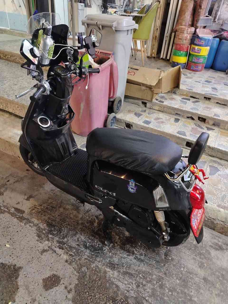 السلام عليكم من رخصة الادمن المحترم:دراجة بوليس نوزل موديل 2006 بلادي برغي مكينة بلادية مختمة ختم واحد بلجيس تتعب تكول جديدة بيها غراض كلش هواي شوفه عينك للبيع مكاني زيونة قفل🤿🔐 مليون وميه 1100 قفل🔐
***********
***********
