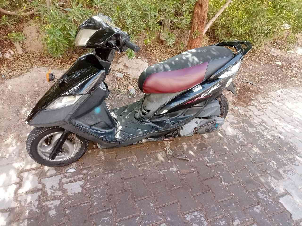 السلام عليكم للبيع دراجه ماكس ثعلب 140 الدراجه كفاله عامه برغي مامفتوح كله شغاله ختم  واحد الدراجه خير من الله مكاني بغداد العطيفيه السعر 550 وبيه مجال بسيط هذه رقمي للتواصل *********** اتصال
