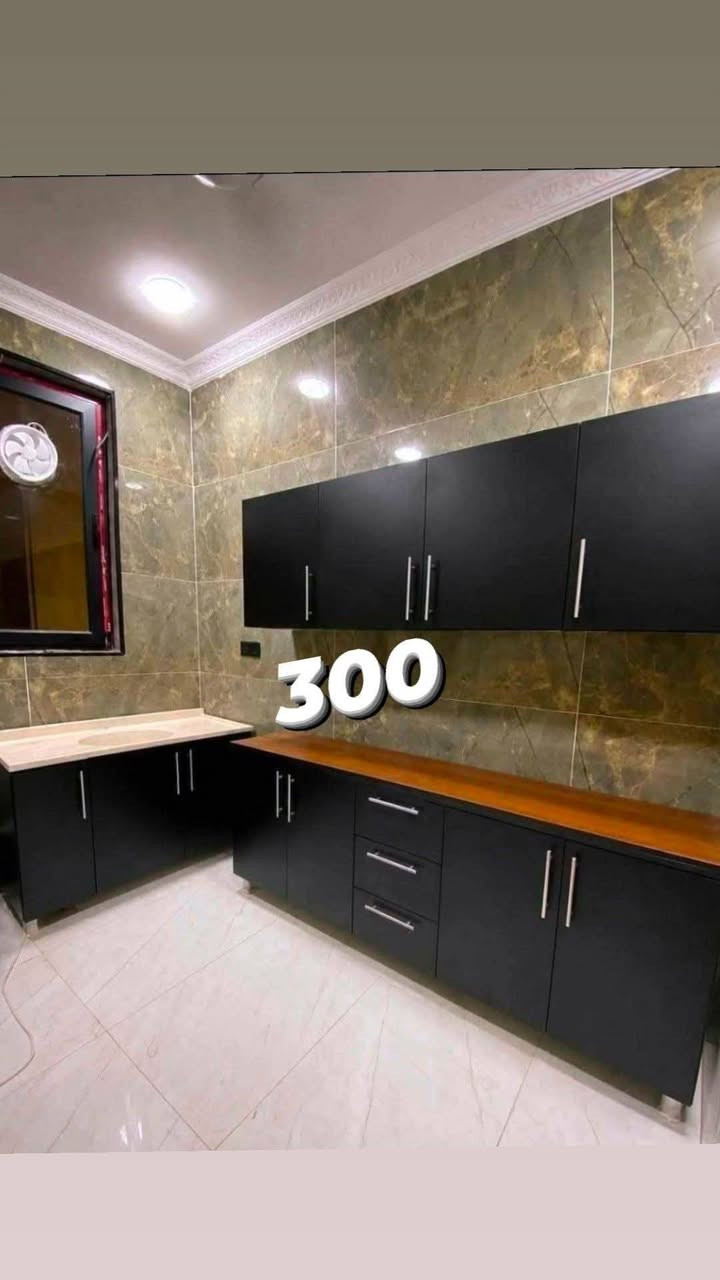 كاونترات خشب MDF ضد الرطوبه
قياس مترين مع سنك متر و 20 مرمر
#كاونترات_مطبخ #ديكور_مطبخ #مطابخ 
#احجزوا_الان


**إذا كنت صاحب هذا الإعلان وتريد حذفه لأي سبب، رجاءا أرسل رسالة إلى الدعم الفني**
