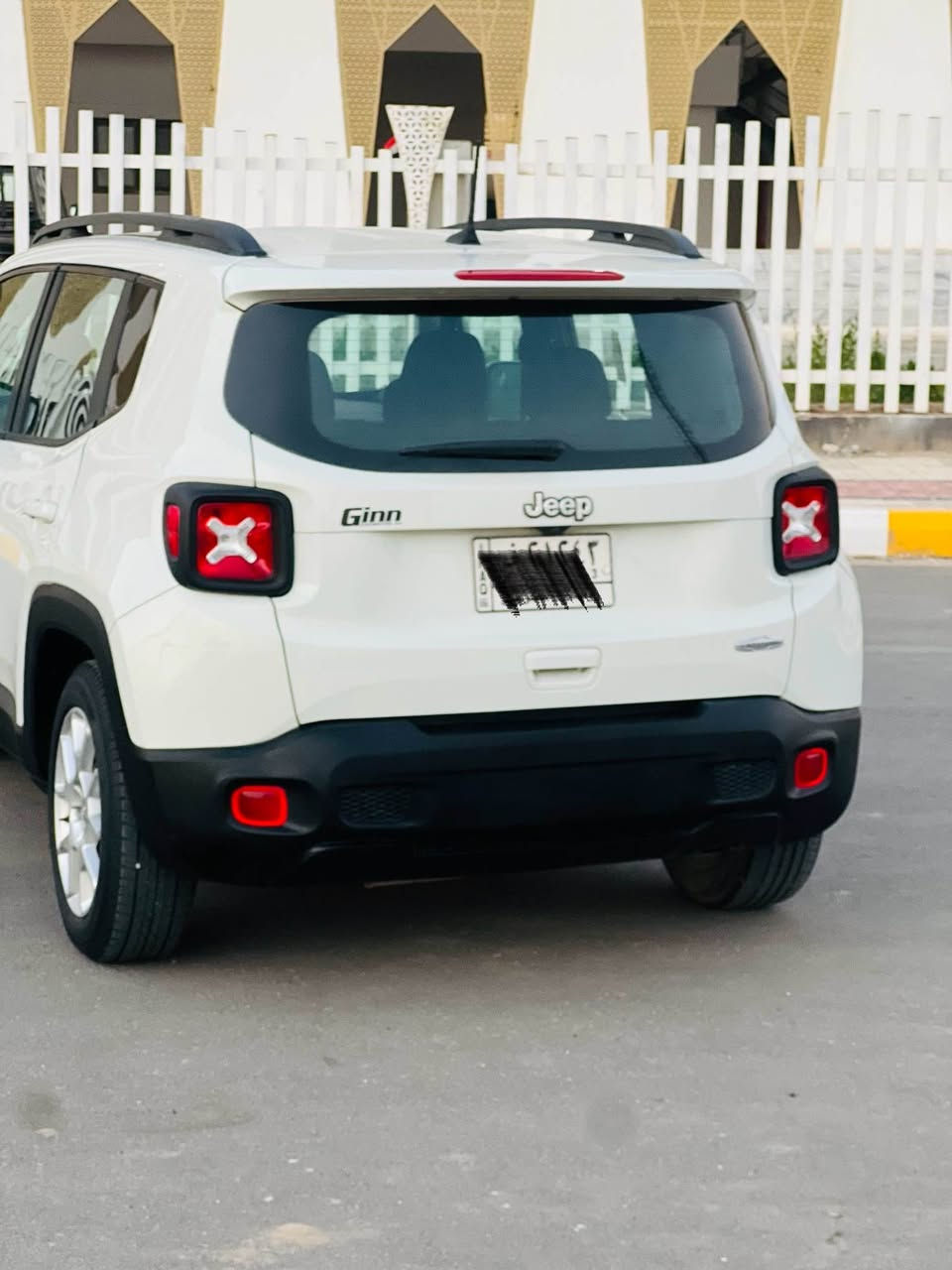 السلام عليكم 
جيب رنكد موديل 2019 رقم بغداد حره تحويل مباشر 
مكينه 2400 مكينه وكير وتبريد وحداديه وتخم تاير كفاله عامه 
فول مواصفات لمتد بصمه شاشه كبيره تحكمات سايد بريك بصمه 
السياره جديده واستخدام شخصي 
الضرر الجاملغ الامامي فقط 
السعر 125 
العنوان الناصريه 

*********** ناصرية, ذي قار
